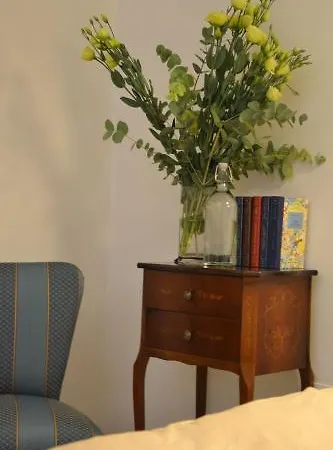 فندق مبيت وإفطار Tre Tornesi - Trois Livres *
